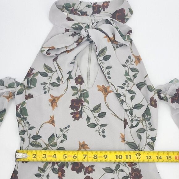 Keepsake Twilight Dreams Mini Dress Small Women Gray Garden Floral Cold Shoulder - Picture 8 of 11